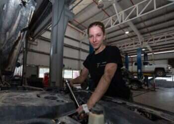 "לפעמים הכלבים רצים למרחב המוגן עוד לפני האזעקה"