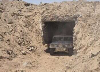 מנהרת שהתגלתה מתחת לציר פילדלפי. צילום: דובר צה"ל