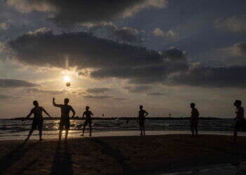לערב קליל או חופשה: פריטים מושלמים לקיץ