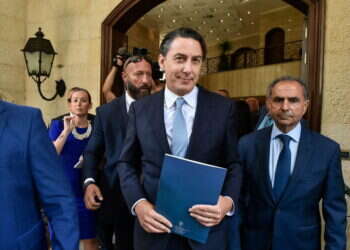 "אין זמן לבזבז": השליח האמריקני הגיע לביירות