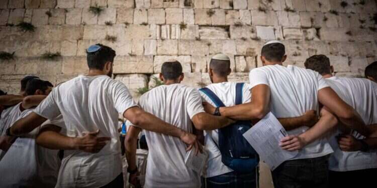 תשעה באב כפתח לתקומה ובניין הזהות הלאומי