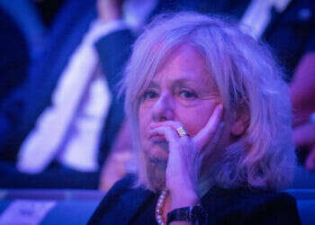 "נותנת פומביות למכתב סודי": לשכת נתניהו תוקפת בחזרה את היועמ"שית