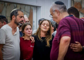 "עסקנו בבניין הבית הפרטי שלכם – ועכשיו חרב הבית": יהונתן דויטש הובא למנוחות