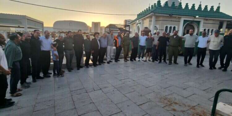 עשרה חודשים לטבח: ספר התורה ממשטרת שדרות הובא לקבורה