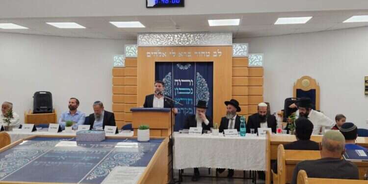 סמוטריץ': הדיון על חיוב המזונות בבתי הדין "קפא" בשל חשש מרוחות זרות