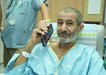 שיחת פרחאן קאדי עם ראש הממשלה, לאחר ששוחרר משבי חמאס. יוסי איפרגן / לע נתניהו לפרחאן קאדי: "מתרגשים מכל הלב, מחויבים להחזיר את כולם"