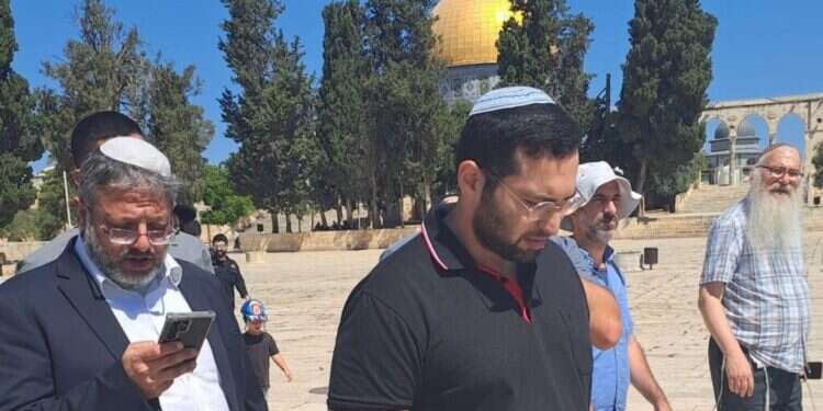 השר בן גביר עלה להר הבית – לשכת רה״מ גינתה, גפני שלח איומים