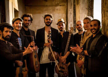 מופעים עכשוויים מוקדשים לביצוע פיוטים משירת נג'ארה. יגל הרוש וההרכב המוזיקלי "שיר ידידות". צילום: חי אפיק