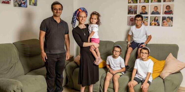 משפחת ביג'ל, בית־שמש. צילום: נעמה שטרן