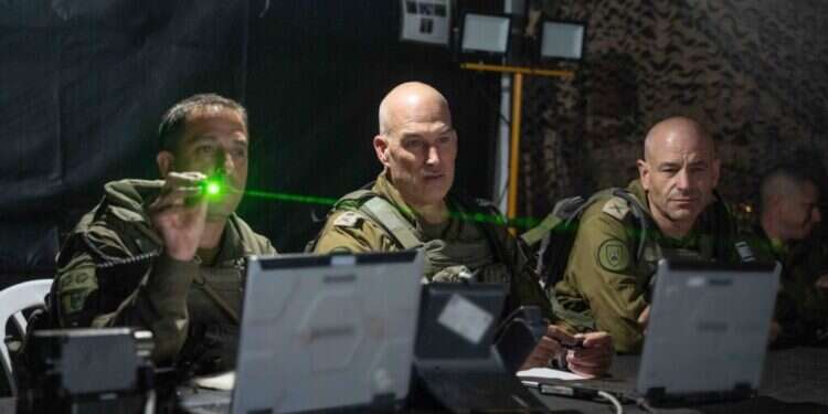 אלוף פיקוד צפון: "צריכים להיות ערוכים חזק מאוד לכניסה לתמרון ולפעולה"