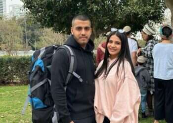 קורין גמליאל וסמל אפיק טרי ז "איך ממשיכים בלעדיך": הזמרת שבן זוגה נפל בעזה מוציאה שיר לזכרו