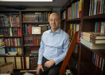 תולי הרצשטרק, מנהל מייסד ונשיא של מכון שיח למחקר חינוכי ב־ SAR High School בריברדייל, ניו־יורק. צילום: שחר עזרן