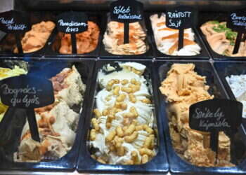 גולאש בגביע: גלידריה בהונגריה מציעה גלידות בטעמי תבשילים מסורתיים