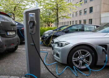 לראשונה בעולם: מדינה עם יותר מכוניות חשמליות ממכוניות בנזין