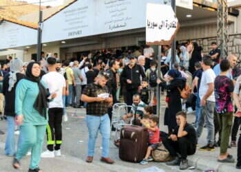 המטרה הנוחה – ישראל: הפליטים הלבנונים מלחיצים את יוון