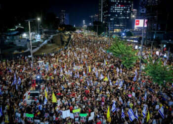 הפגנה בתל־אביב בעד עסקת חטופים, ביום שני. צילום: איתי רון, פלאש 90