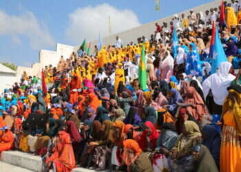 מפגינים במוגדישו נגד הסכם אתיופיה וסומלילנד. צילום: גטי אימג'ס