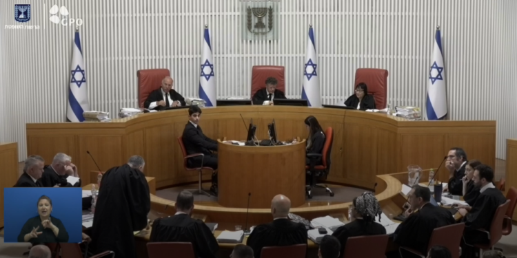 צילום מסך לע הדיון בבג"צ הרוגלות, הבוקר.