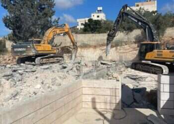 נדיר: המנהל האזרחי הרס 3 מבנים פלסטינים בלתי חוקיים במרחב חברון