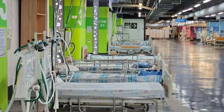 בהתאם להיערכות: 'רידוד מטופלים' בבתי החולים בצפון ומעבר למרחבים מוגנים