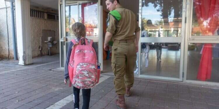 פתיחת שנת הלימודים תשפ תרגילים, מיגוניות וכוחות צבאיים: פתיחת שנת הלימודים בדרום ובצפון