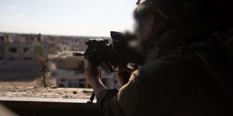 לוחמי צה לוחמי צה"ל ברצועת עזה. צילום: דובר צה"ל