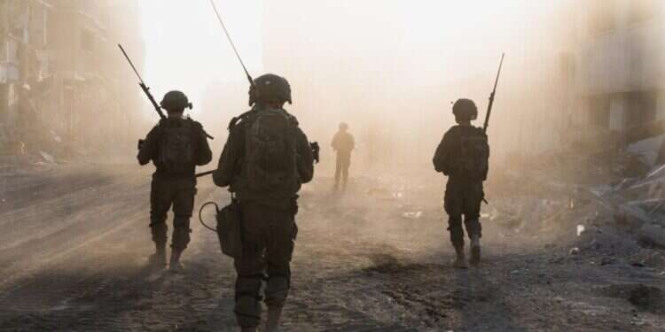 ביהמ"ש סירב להוציא את העיתונאי בן כספית מתביעת דיבה שהגיש ערוץ 14