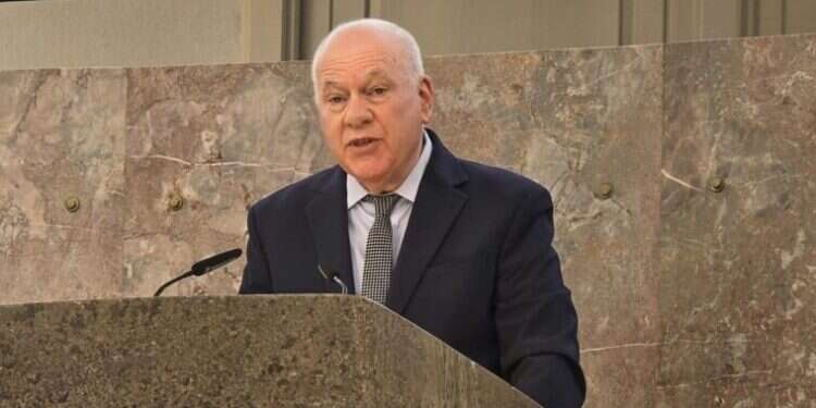 השופט עוזי פוגלמן בכנס פרנקפורט. דוברות הרשות השופטת פוגלמן תקף את שר המשפטים בכנס בפרנקפורט