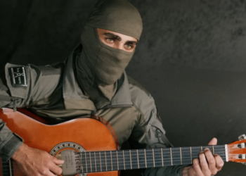 מ' המסתערב. צילום מסך מיוטיוב