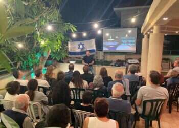 "גיבור בסלון": סיפורי הגבורה של הלוחמים – ממקור ראשון וללא תיווך