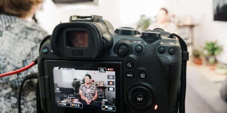 מיזם עדות 710. צילום כפיר אמיר שנה אחרי הטבח: מיזם העדות הגדול ביותר משיק ארכיון דיגיטלי