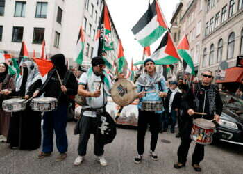 שנה לטבח: מאות הפגנות תמיכה בחמאס ברחבי העולם