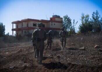 תיעוד: צנחנים, גולני, שריון וקומנדו פועלים בלב הכפרים בלבנון