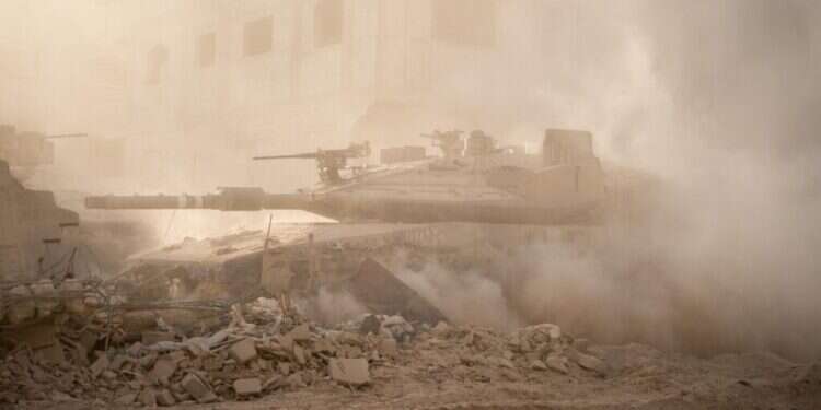 70 מחבלים חוסלו בלבנון, 40 ברצועת עזה