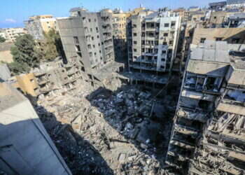 "פעולות ישראל בלבנון הן ניצחון". הדאחייה בביירות לאחר חיסול נסראללה בחודש שעבר. צילום: AFP