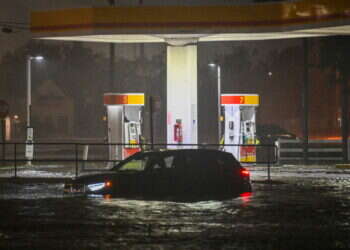הוריקן מילטון מכה בחופי פלורידה: 1.6 מיליון נותקו מחשמל