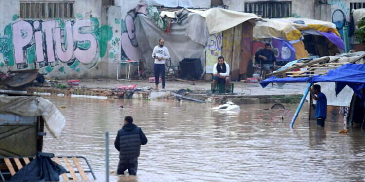 הצפות בוולנסיה, ספרד, אוקטובר 2024. AFP ספרד: עשרות הרוגים בעקבות גשמים עזים והצפות