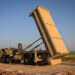 מערכת THAAD אמריקנית להגנה נגד טילים. צילום: פלאש 90 האמריקנים באים: ביידן שולח סוללת טילים ו-100 חיילים לישראל