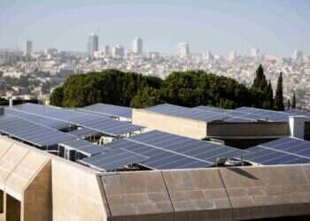 פאנלים סולאריים במזרח ירושלים. צילום: מתוך הרשתות, שימוש על פי סעיף 27 א' לחוק זכויות יוצרים