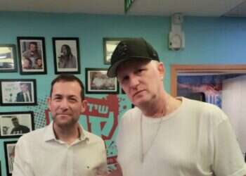 שחקן "חברים" ביקר בשומרון: "אתם אנשים יפים וייחודיים ביותר"