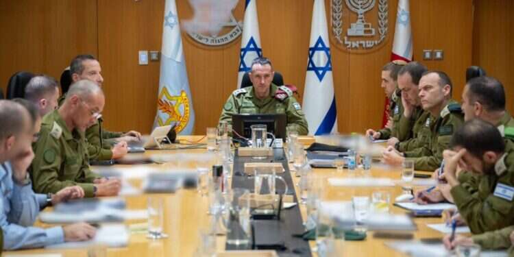 הרמטכ הרמטכ"ל על התקיפה באיראן: "השתמשנו רק בחלק מהיכולות שלנו"