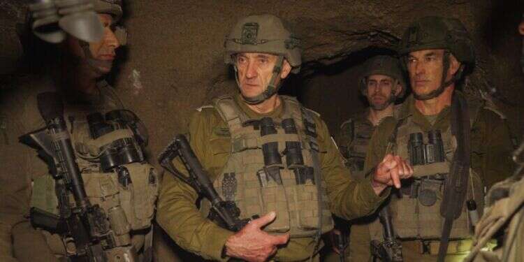 הרמטכ בניגוד לדברי הרמטכ"ל, צה"ל לא הציל את תושבי הצפון