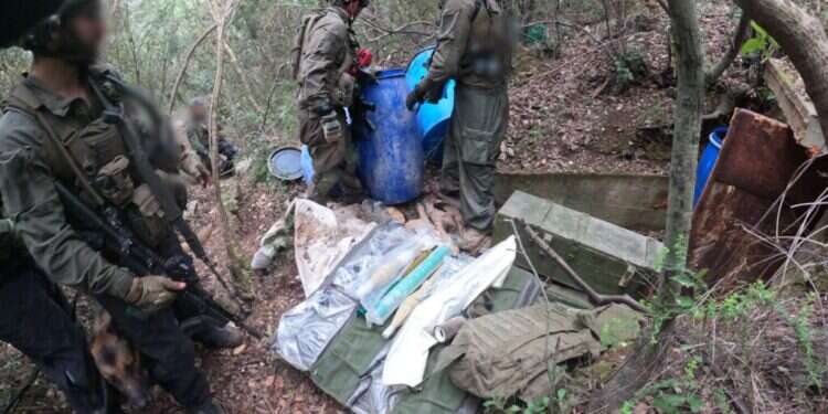 לוחמי יחידה מיוחדת של צה תיעוד דרמטי: יחידות מיוחדות חדרו ללבנון והשמידו מוצבי חיזבאללה