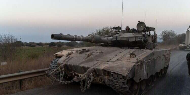 קרבות בכפרים ותקיפות מהאוויר: הלחימה בדרום לבנון מתרחבת