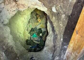 בלב הארץ, מתחת לבית מגורים: מנהרת טרור בעומק 10 מטרים