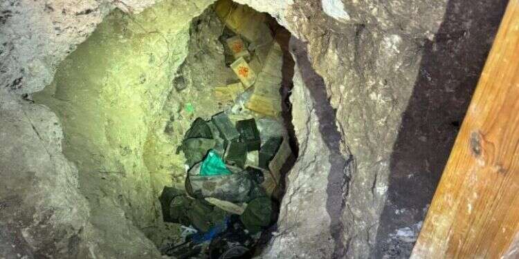 בלב הארץ, מתחת לבית מגורים: מנהרת טרור בעומק 10 מטרים