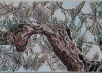 מרים סטיווי, "אור זרוע", טוש ומים על קנבס, 2022; הוצג בתערוכה "עץמותיי תאמרנה"