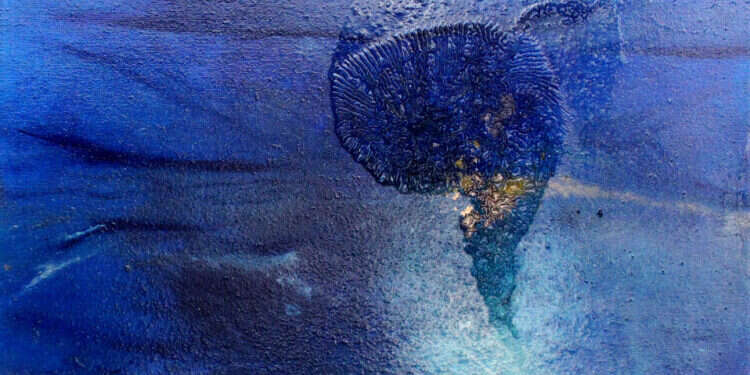 רחל סנצ׳ז, ללא כותרת, שמן על בד, 2020. מתוך התערוכה "מים רבים" המוצגת בבית האמנים בראשון לציון. צילום: אורי רוזנבך