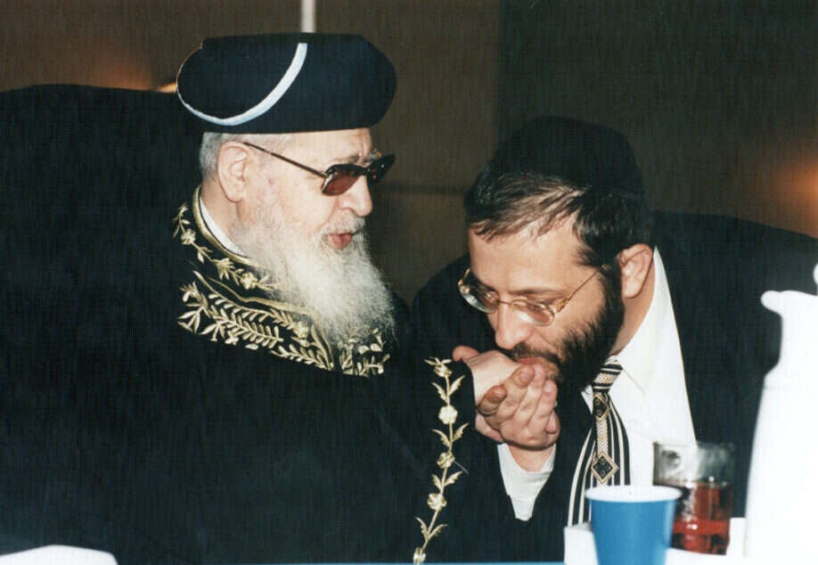 דרעי והרב עובדיה יוסף, מתוך הסרט. צילום: באדיבות יס דוקו, אייל פישר ידיעות אחרונות דרעי והרב עובדיה יוסף, מתוך הסרט. צילום: באדיבות יס דוקו, אייל פישר ידיעות אחרונות