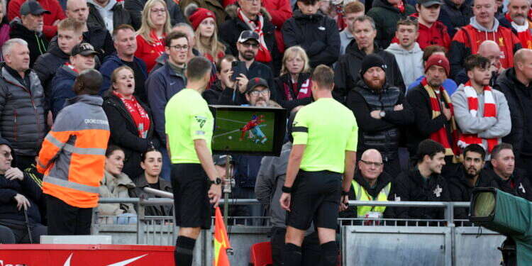 לעצור את הטכנולוגיה? טעות השיפוט שמסעירה את עולם הכדורגל